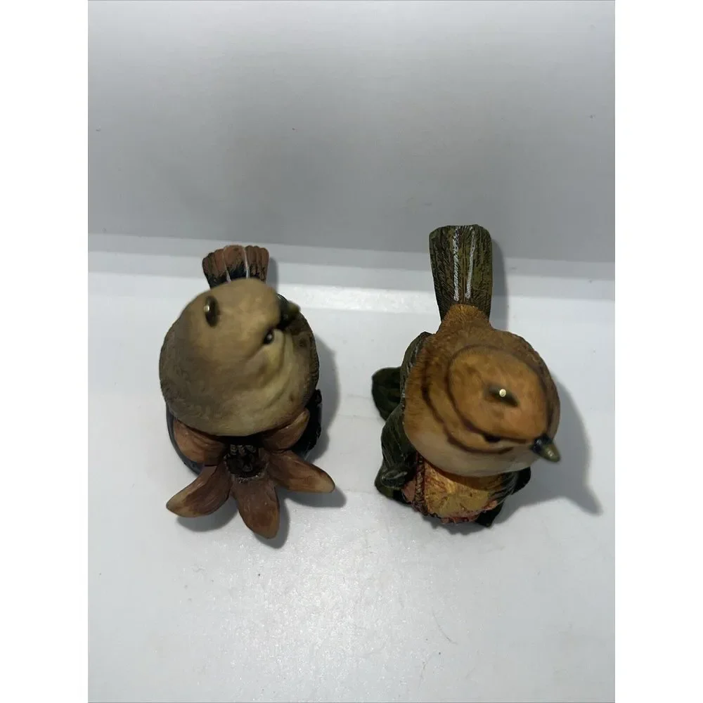 Vintage Sparrow & Songbird Detailed Birds Bird Figurines‎ Resin Decor Ornaments